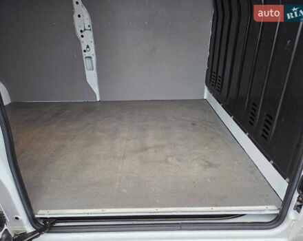 Білий Рено Мастєр, об'ємом двигуна 2.3 л та пробігом 105 тис. км за 24200 $, фото 51 на Automoto.ua