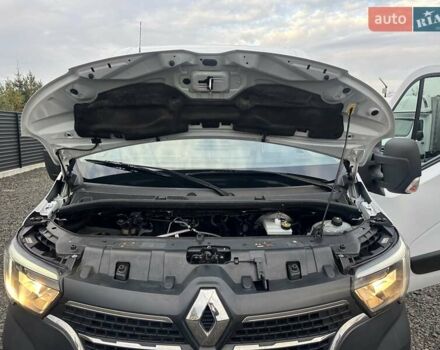 Білий Рено Мастєр, об'ємом двигуна 2.3 л та пробігом 198 тис. км за 19999 $, фото 26 на Automoto.ua