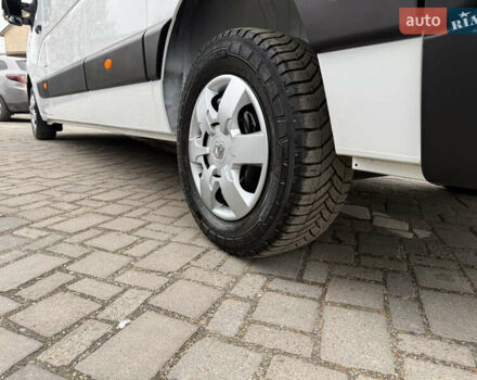 Білий Рено Мастєр, об'ємом двигуна 0 л та пробігом 192 тис. км за 21600 $, фото 17 на Automoto.ua