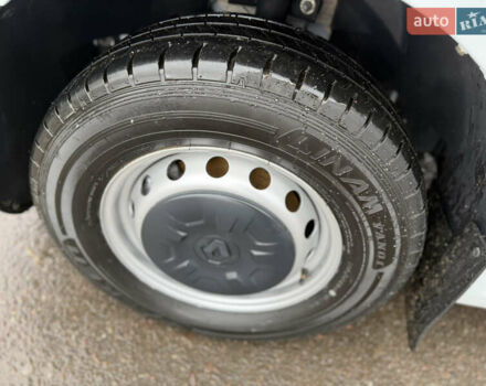 Білий Рено Мастєр, об'ємом двигуна 0 л та пробігом 238 тис. км за 26900 $, фото 31 на Automoto.ua