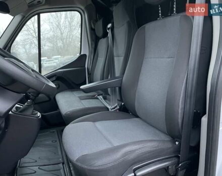 Белый Рено Мастер, объемом двигателя 2.3 л и пробегом 227 тыс. км за 24155 $, фото 25 на Automoto.ua