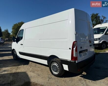 Белый Рено Мастер, объемом двигателя 2.3 л и пробегом 180 тыс. км за 19999 $, фото 2 на Automoto.ua