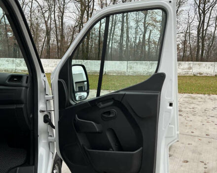 Белый Рено Мастер, объемом двигателя 2.3 л и пробегом 166 тыс. км за 20600 $, фото 33 на Automoto.ua