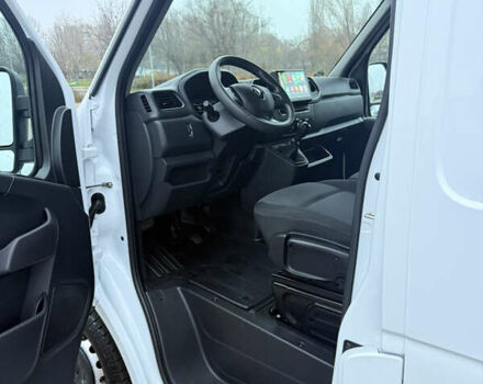 Білий Рено Мастєр, об'ємом двигуна 2.3 л та пробігом 239 тис. км за 22799 $, фото 53 на Automoto.ua