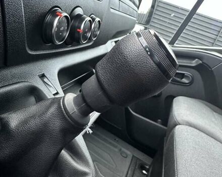 Білий Рено Мастєр, об'ємом двигуна 2.3 л та пробігом 198 тис. км за 19999 $, фото 39 на Automoto.ua