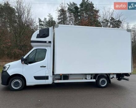 Белый Рено Мастер, объемом двигателя 2.3 л и пробегом 287 тыс. км за 25500 $, фото 3 на Automoto.ua
