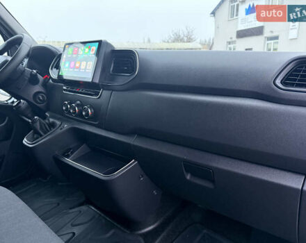 Білий Рено Мастєр, об'ємом двигуна 2.3 л та пробігом 239 тис. км за 22799 $, фото 84 на Automoto.ua