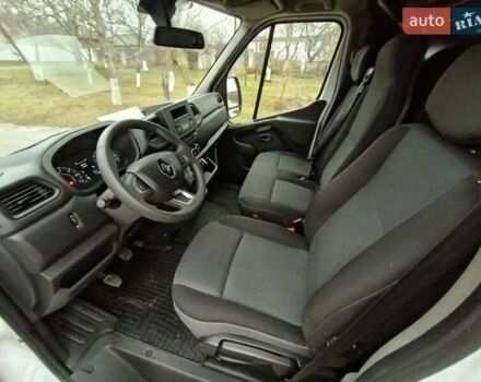 Белый Рено Мастер, объемом двигателя 2.3 л и пробегом 205 тыс. км за 25550 $, фото 33 на Automoto.ua