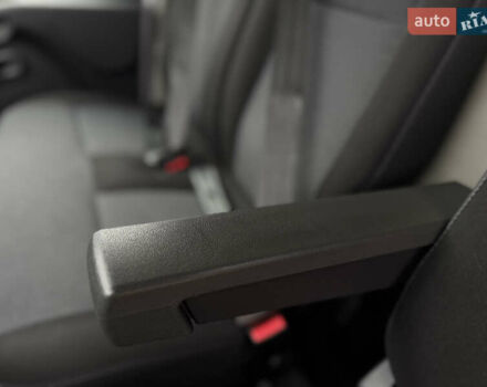 Білий Рено Мастєр, об'ємом двигуна 0 л та пробігом 243 тис. км за 21500 $, фото 24 на Automoto.ua