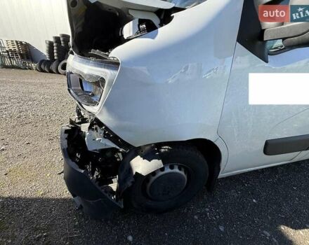 Белый Рено Мастер, объемом двигателя 0 л и пробегом 87 тыс. км за 17500 $, фото 7 на Automoto.ua