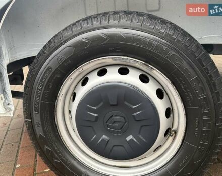 Белый Рено Мастер, объемом двигателя 2.3 л и пробегом 185 тыс. км за 23850 $, фото 17 на Automoto.ua