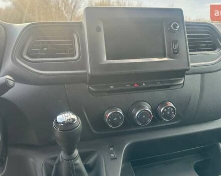 Белый Рено Мастер, объемом двигателя 2.3 л и пробегом 195 тыс. км за 19200 $, фото 10 на Automoto.ua