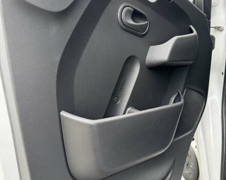 Білий Рено Мастєр, об'ємом двигуна 2.3 л та пробігом 95 тис. км за 27000 $, фото 21 на Automoto.ua