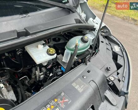 Белый Рено Мастер, объемом двигателя 2.3 л и пробегом 287 тыс. км за 25500 $, фото 114 на Automoto.ua