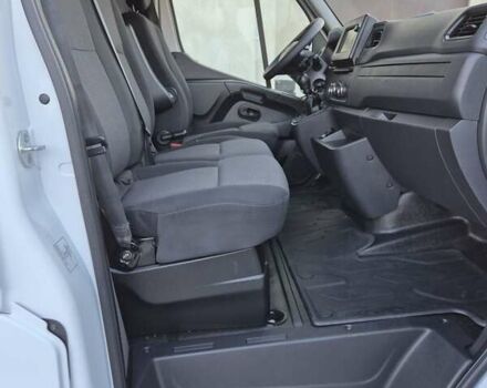 Білий Рено Мастєр, об'ємом двигуна 2.3 л та пробігом 147 тис. км за 21700 $, фото 12 на Automoto.ua