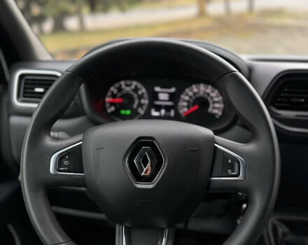 Белый Рено Мастер, объемом двигателя 2.3 л и пробегом 253 тыс. км за 20800 $, фото 19 на Automoto.ua