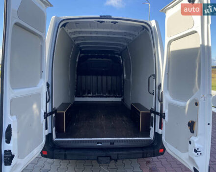 Білий Рено Мастєр, об'ємом двигуна 2.3 л та пробігом 269 тис. км за 19600 $, фото 6 на Automoto.ua