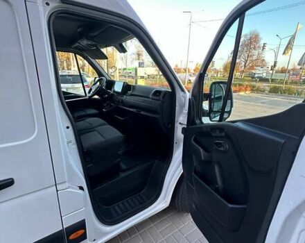 Белый Рено Мастер, объемом двигателя 2.3 л и пробегом 219 тыс. км за 20799 $, фото 30 на Automoto.ua