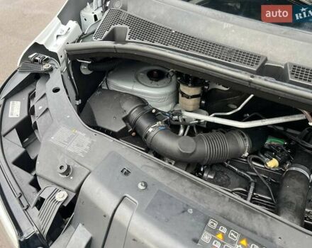 Белый Рено Мастер, объемом двигателя 2.3 л и пробегом 287 тыс. км за 25500 $, фото 102 на Automoto.ua