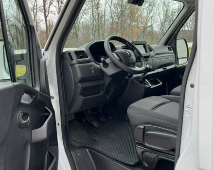 Белый Рено Мастер, объемом двигателя 2.3 л и пробегом 166 тыс. км за 20600 $, фото 15 на Automoto.ua