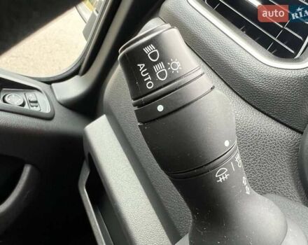 Белый Рено Мастер, объемом двигателя 2.3 л и пробегом 287 тыс. км за 25500 $, фото 85 на Automoto.ua