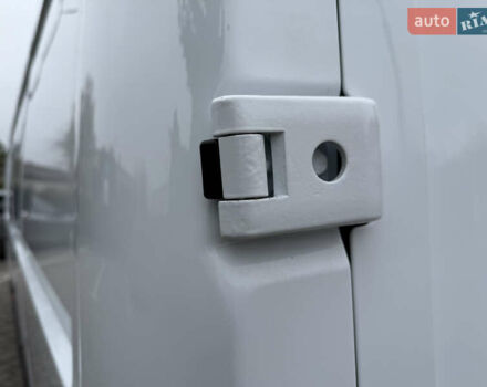 Білий Рено Мастєр, об'ємом двигуна 0 л та пробігом 192 тис. км за 21600 $, фото 15 на Automoto.ua