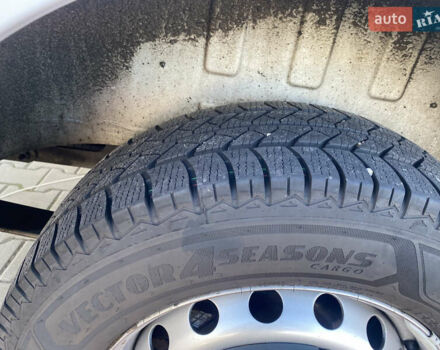 Білий Рено Мастєр, об'ємом двигуна 2.3 л та пробігом 269 тис. км за 19600 $, фото 11 на Automoto.ua