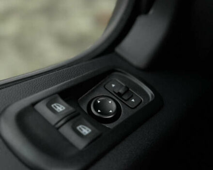 Белый Рено Мастер, объемом двигателя 2.3 л и пробегом 253 тыс. км за 20800 $, фото 23 на Automoto.ua