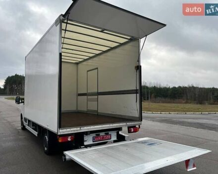 Белый Рено Мастер, объемом двигателя 2.3 л и пробегом 287 тыс. км за 25500 $, фото 64 на Automoto.ua