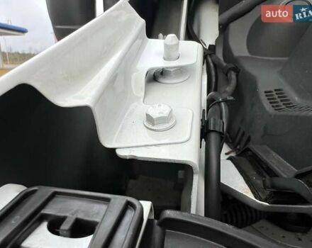 Белый Рено Мастер, объемом двигателя 2.3 л и пробегом 287 тыс. км за 25500 $, фото 110 на Automoto.ua