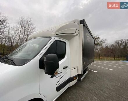 Белый Рено Мастер, объемом двигателя 0 л и пробегом 267 тыс. км за 19999 $, фото 7 на Automoto.ua