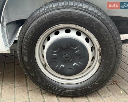 Белый Рено Мастер, объемом двигателя 2.3 л и пробегом 185 тыс. км за 23850 $, фото 12 на Automoto.ua