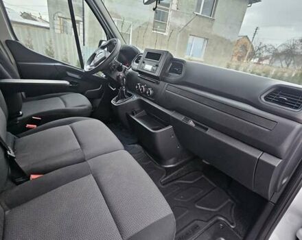 Белый Рено Мастер, объемом двигателя 2.3 л и пробегом 199 тыс. км за 21300 $, фото 18 на Automoto.ua