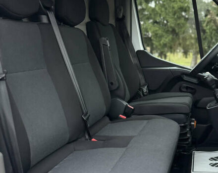 Белый Рено Мастер, объемом двигателя 2.3 л и пробегом 253 тыс. км за 20800 $, фото 27 на Automoto.ua