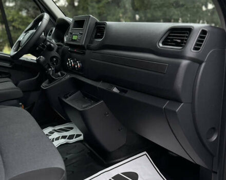 Белый Рено Мастер, объемом двигателя 2.3 л и пробегом 253 тыс. км за 20800 $, фото 25 на Automoto.ua