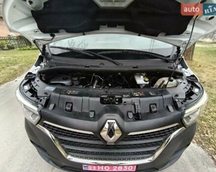 Белый Рено Мастер, объемом двигателя 2.3 л и пробегом 205 тыс. км за 25550 $, фото 37 на Automoto.ua