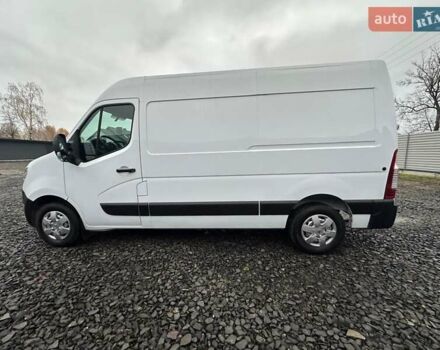 Белый Рено Мастер, объемом двигателя 2.3 л и пробегом 191 тыс. км за 19599 $, фото 3 на Automoto.ua