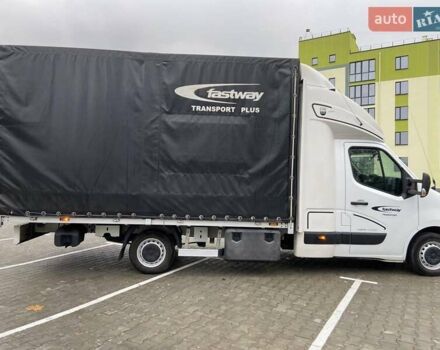 Белый Рено Мастер, объемом двигателя 0 л и пробегом 267 тыс. км за 19999 $, фото 5 на Automoto.ua