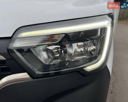 Белый Рено Мастер, объемом двигателя 2.3 л и пробегом 287 тыс. км за 25500 $, фото 37 на Automoto.ua