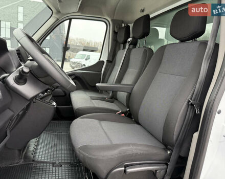 Белый Рено Мастер, объемом двигателя 0 л и пробегом 199 тыс. км за 26500 $, фото 40 на Automoto.ua