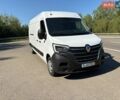 Белый Рено Мастер, объемом двигателя 2.3 л и пробегом 251 тыс. км за 18999 $, фото 3 на Automoto.ua