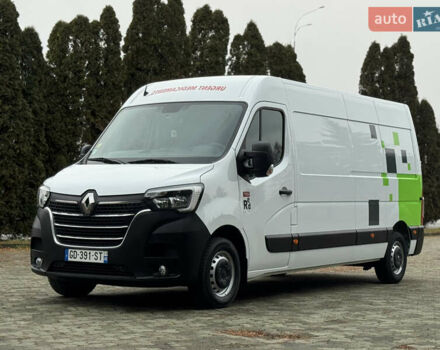 Белый Рено Мастер, объемом двигателя 2.3 л и пробегом 253 тыс. км за 20800 $, фото 1 на Automoto.ua