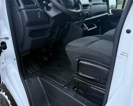 Білий Рено Мастєр, об'ємом двигуна 2.3 л та пробігом 239 тис. км за 22799 $, фото 55 на Automoto.ua