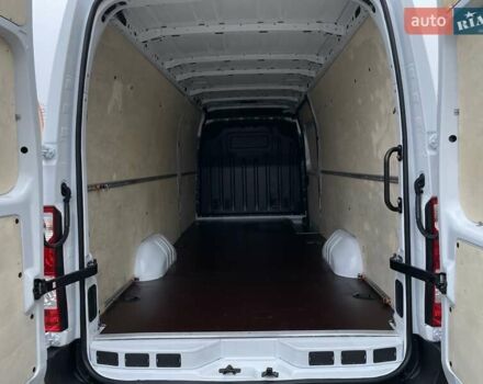 Белый Рено Мастер, объемом двигателя 2.3 л и пробегом 227 тыс. км за 24155 $, фото 26 на Automoto.ua