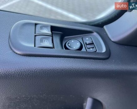 Белый Рено Мастер, объемом двигателя 2.3 л и пробегом 151 тыс. км за 21450 $, фото 29 на Automoto.ua