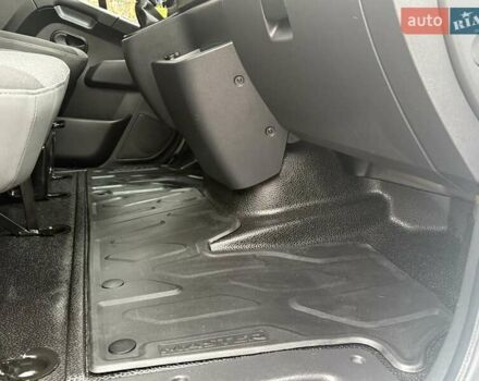 Белый Рено Мастер, объемом двигателя 2.3 л и пробегом 185 тыс. км за 23850 $, фото 39 на Automoto.ua