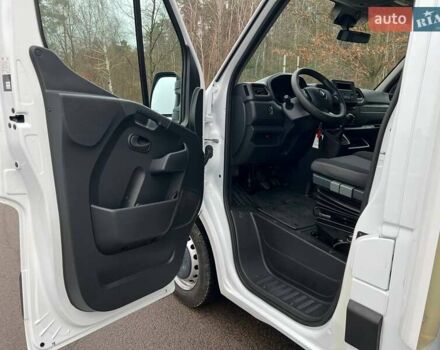 Белый Рено Мастер, объемом двигателя 2.3 л и пробегом 287 тыс. км за 25500 $, фото 75 на Automoto.ua