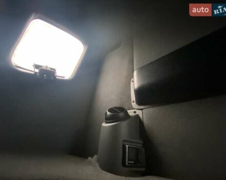 Белый Рено Мастер, объемом двигателя 2.3 л и пробегом 263 тыс. км за 20998 $, фото 24 на Automoto.ua