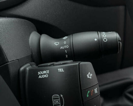 Белый Рено Мастер, объемом двигателя 2.3 л и пробегом 253 тыс. км за 20800 $, фото 29 на Automoto.ua