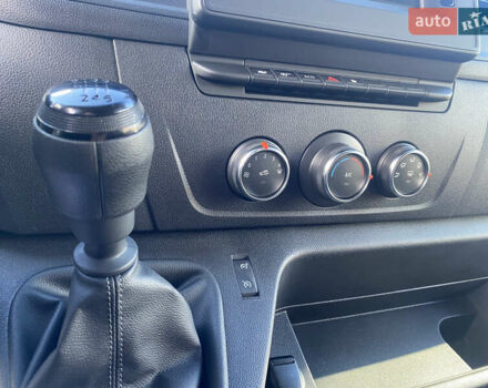 Білий Рено Мастєр, об'ємом двигуна 2.3 л та пробігом 269 тис. км за 19600 $, фото 17 на Automoto.ua